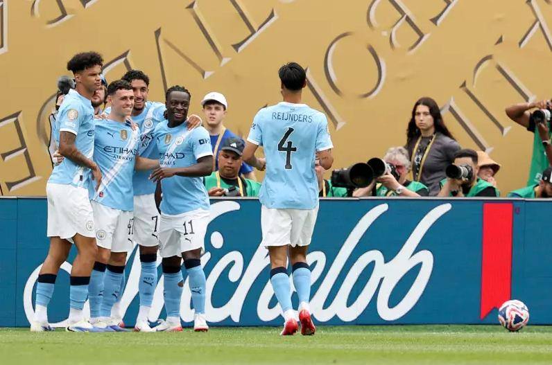 世俱杯乱了：曼城保送进决赛，梅西单挑欧冠冠军，巴甲成最大赢家