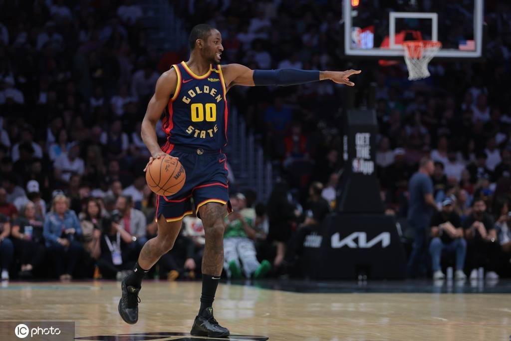 勇士老板已明确告知库明加 希望他长期留队